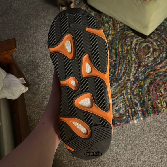 Yeezy 700 “Bright Blue” - Picture 3 of 3